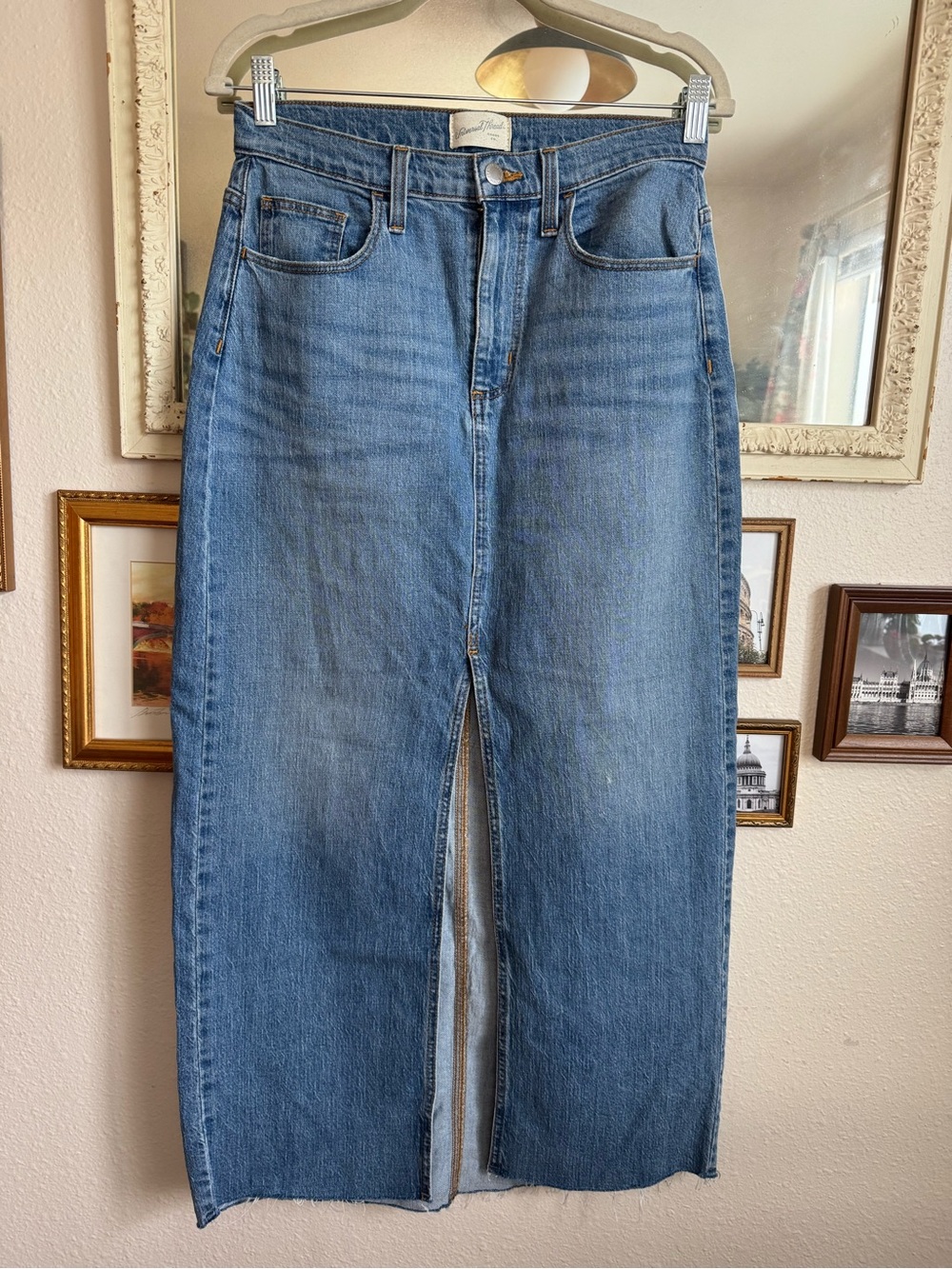 Universal Thread Men's Straight Denim Jeans in Blue